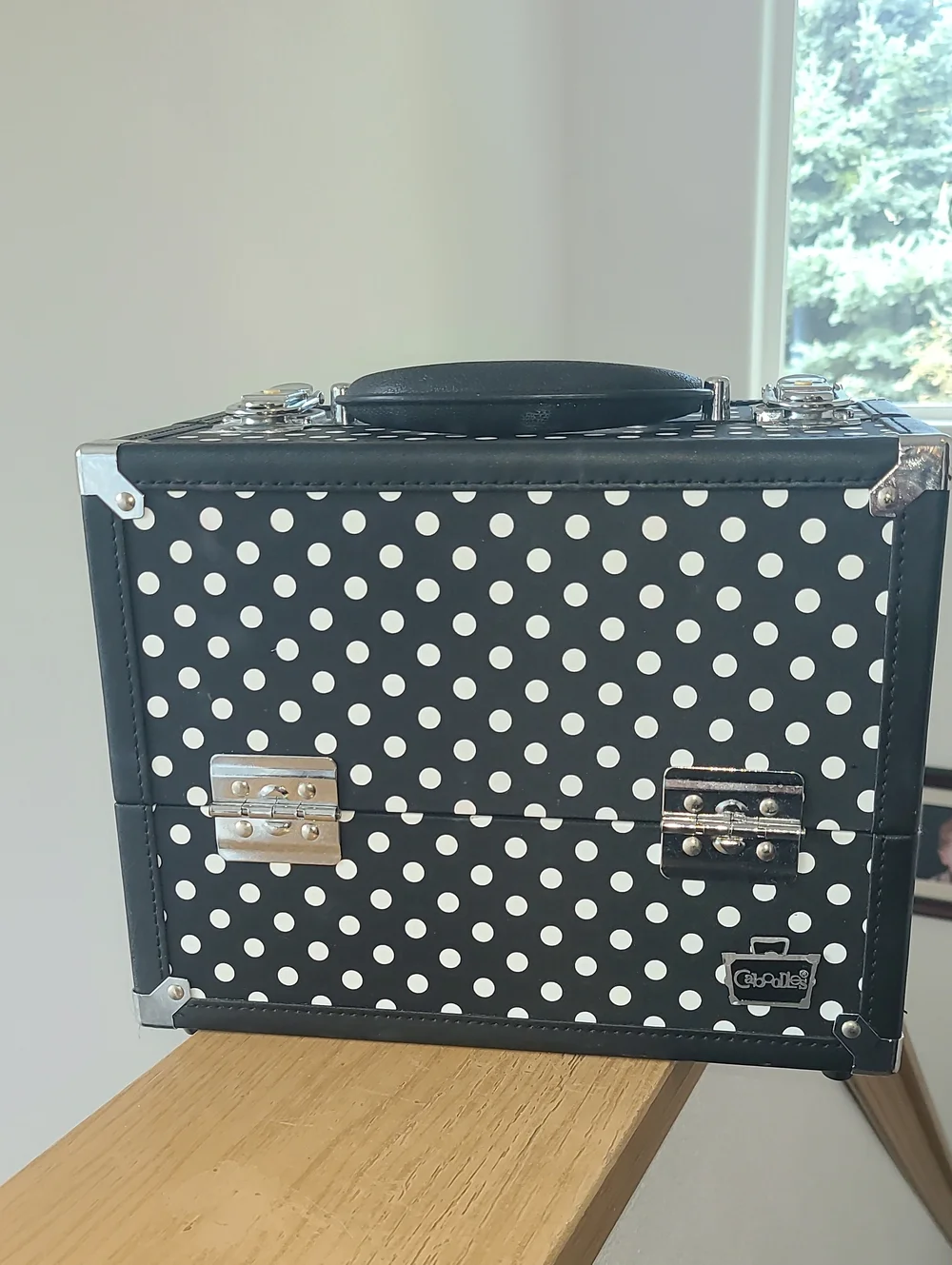 Caboodles 4 Tray Train Case Black and White Polka Dot Makeup Case